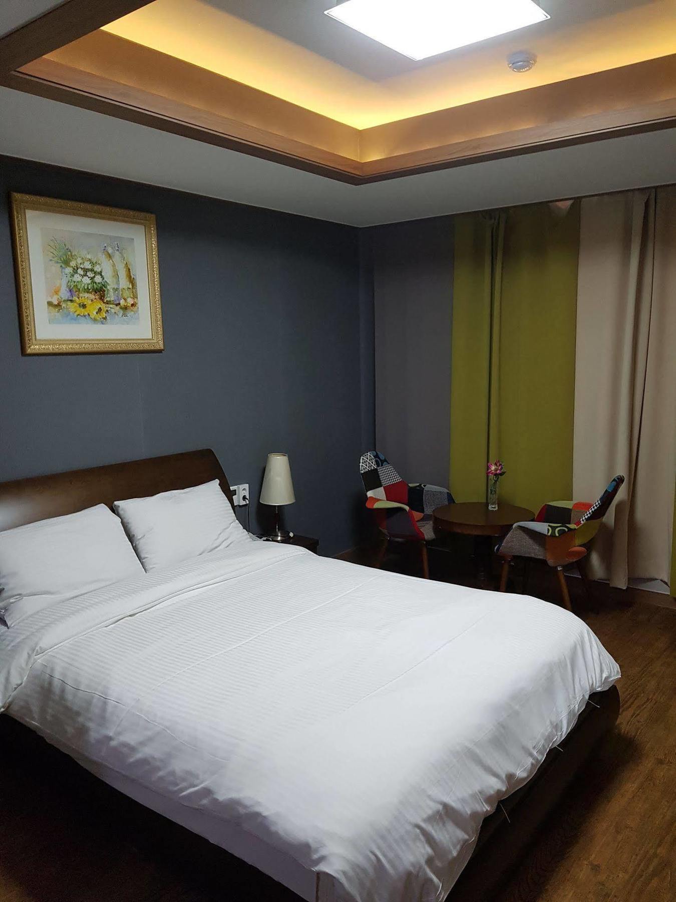 Chungju Grand Hotel Экстерьер фото